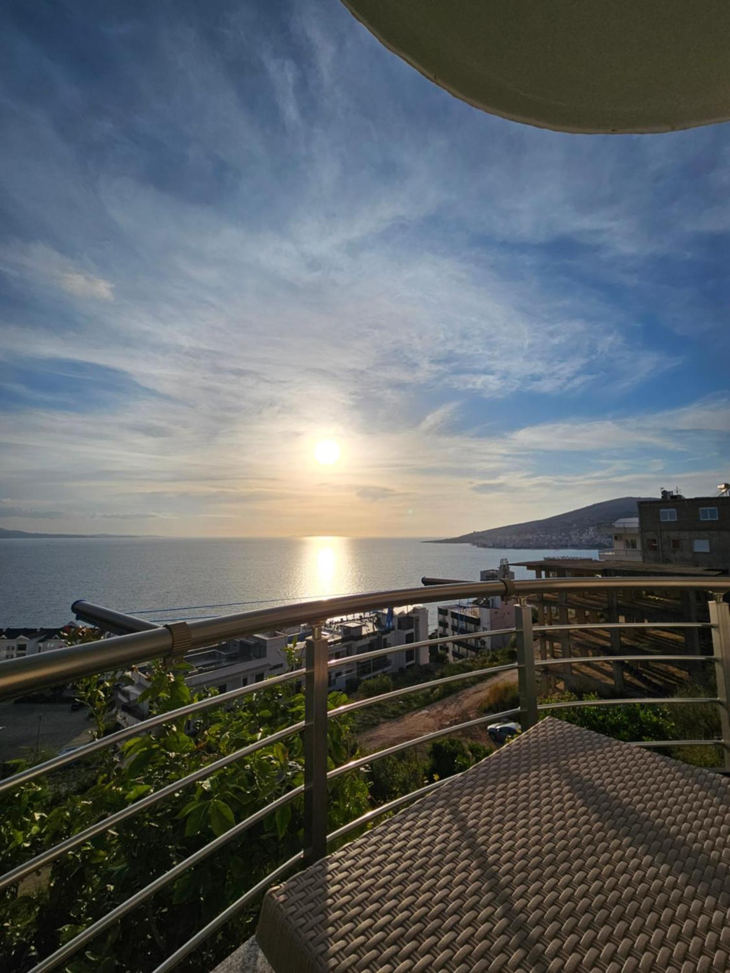 Nora'S Guesthouse Sarandë Exteriör bild
